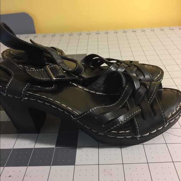 White mountain black sandals size 7m - Picture 2 of 5